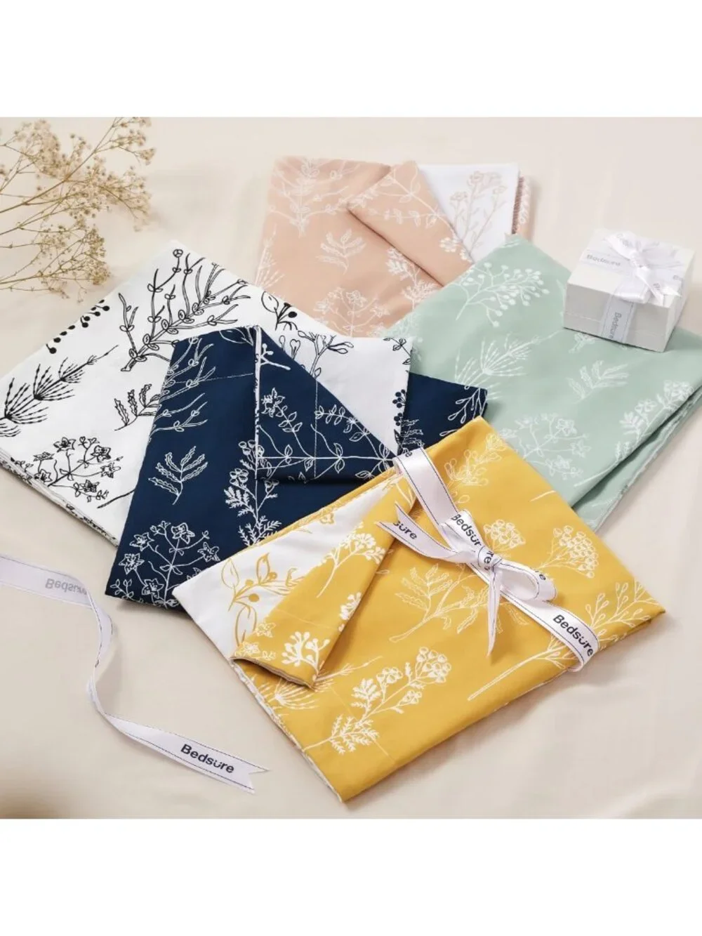 Floral Twin/TwinXL Comforter Set - Cute Reversible Bedding in Yellow, Cozy